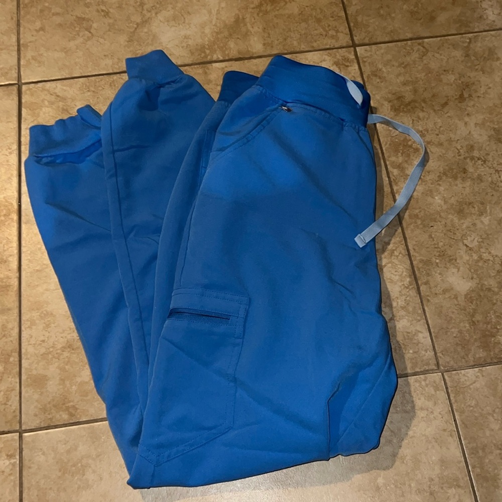 XS tall blue zamora jogger Figs